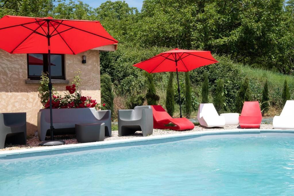 Вілла Combe Jolie Clim, Piscine & Jacuzzi Saint-Vincent-de-Cosse Екстер'єр фото