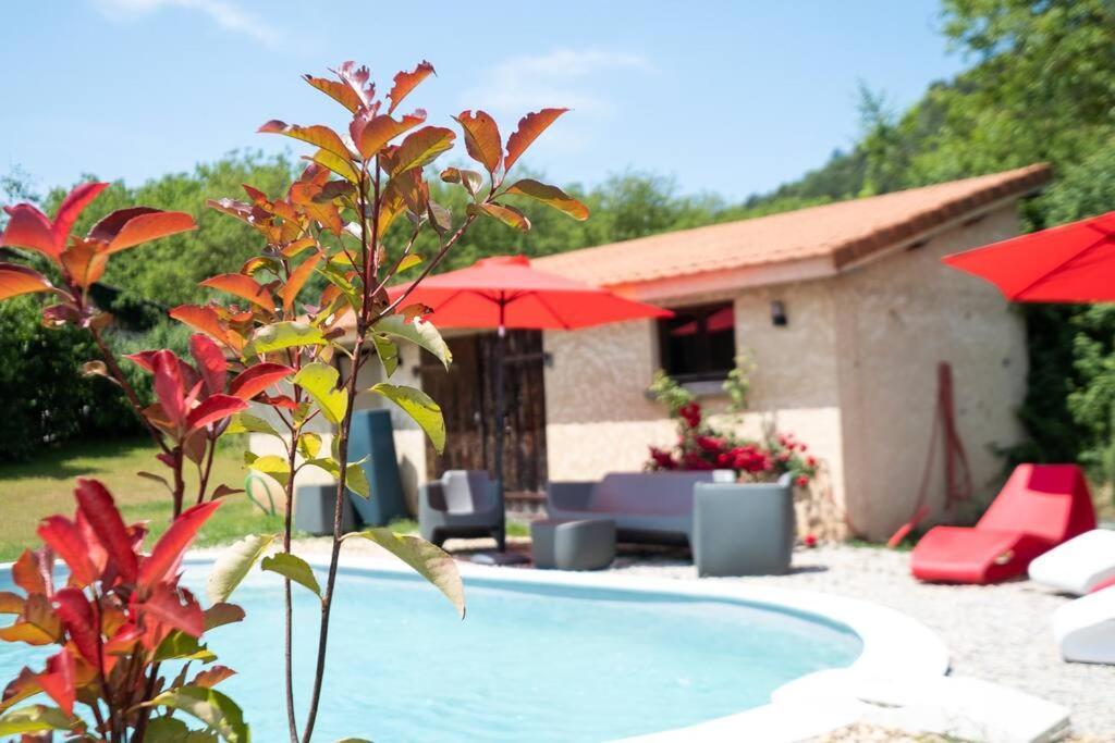Вілла Combe Jolie Clim, Piscine & Jacuzzi Saint-Vincent-de-Cosse Екстер'єр фото